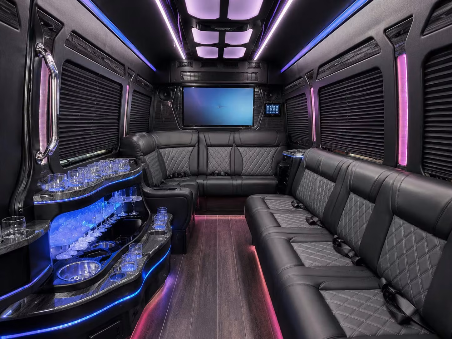 concert transportation for groups heading to the long beach arena or shoreline